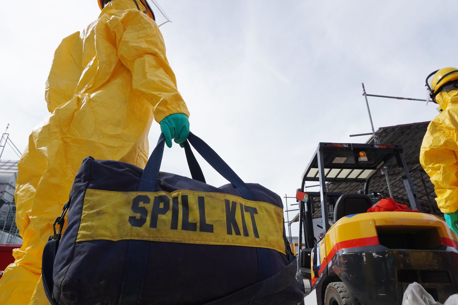 8 Common Types of Spill Kits and Which One is Right for You